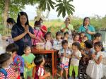 ศูนย์พัฒนาเด็กเล็กวัดโคกขี้หนอน ตักบาตรพระธุดงค์ จำนวน 52 รู